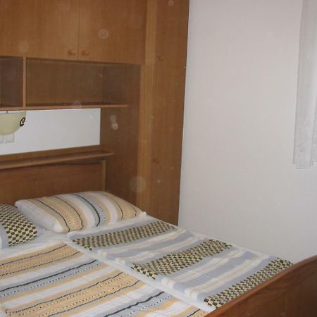 Apartmani Manuela لوبار الغرفة الصورة